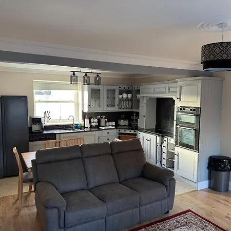 Charlie Og's Bridge House * Dungloe