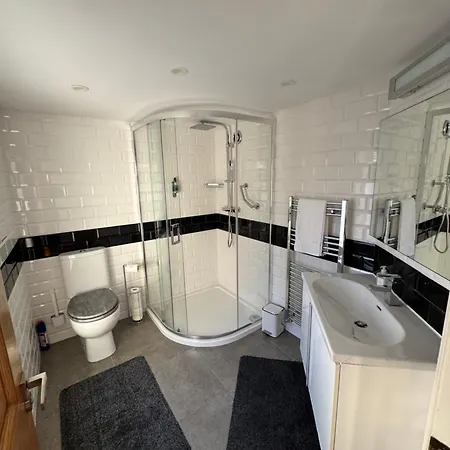 Charlie Og's Bridge House Ferienhaus *