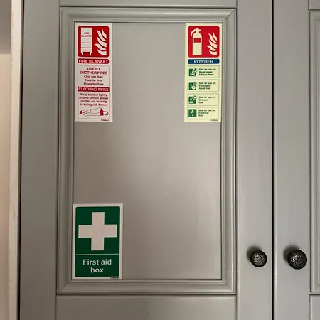 Charlie Og's Bridge House بيت للعطل دونغلو