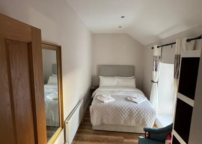 Charlie Og's Bridge House Dom wakacyjny *